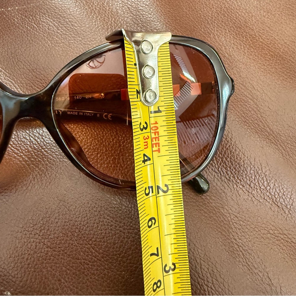 Authentic Burberry Tortoise Shell Sunglasses - image 11